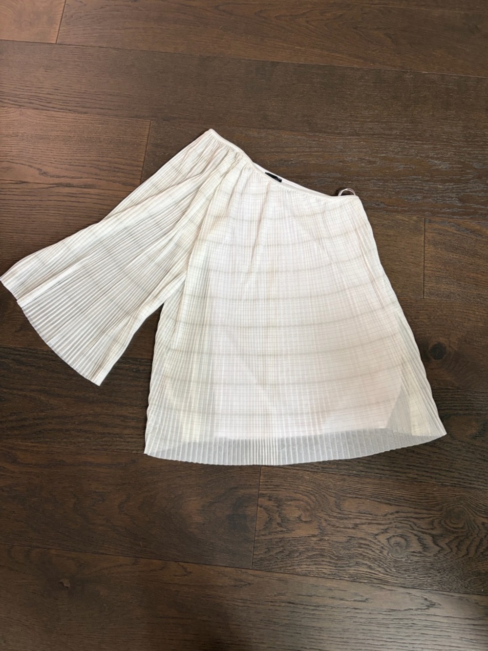 Topshop pleated one shoulder top. Size 8.